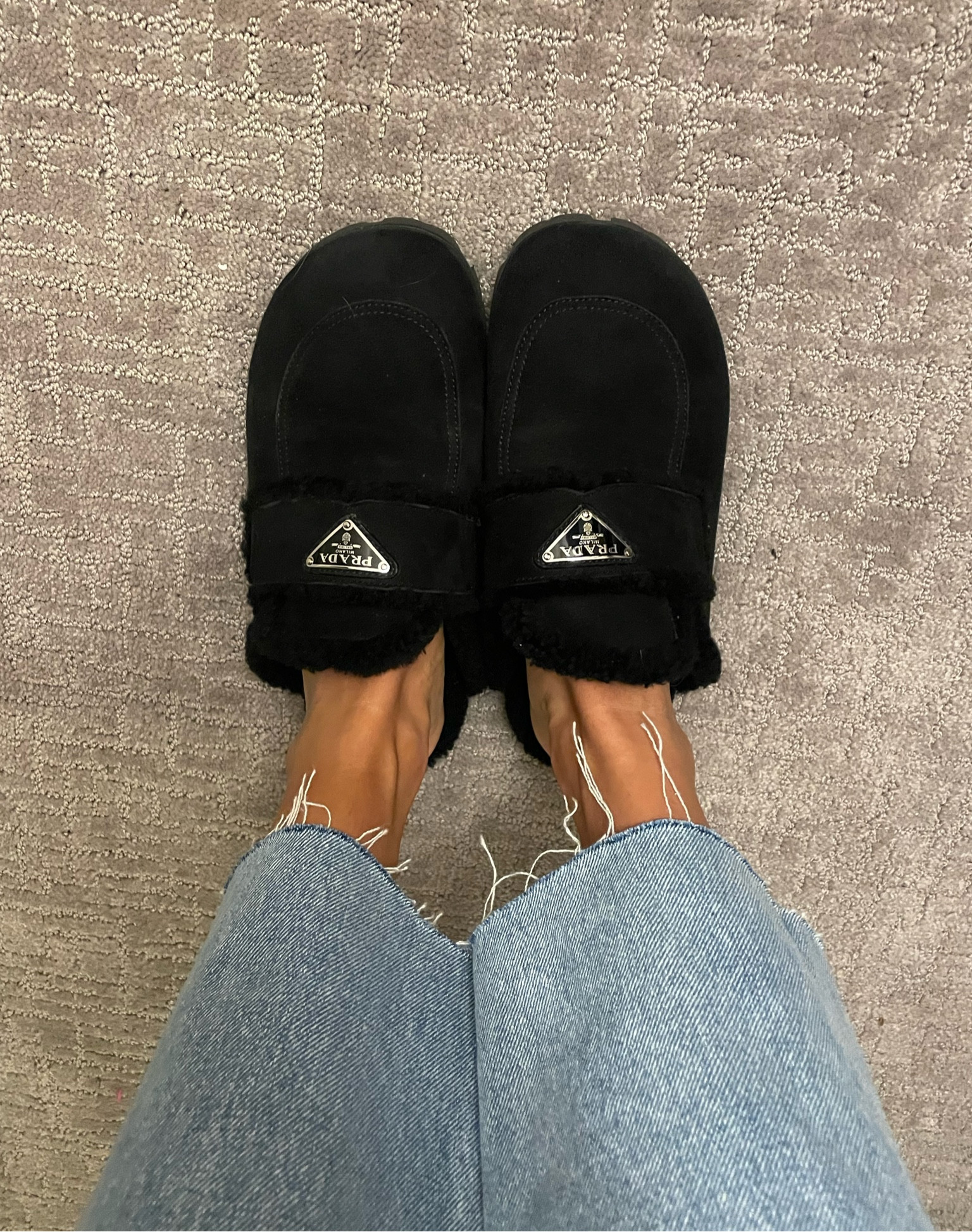 Prada Black Shearling Slippers Prada Shearling Triangle Logo 20mm Slippers 38 Black 1279851  main image 4