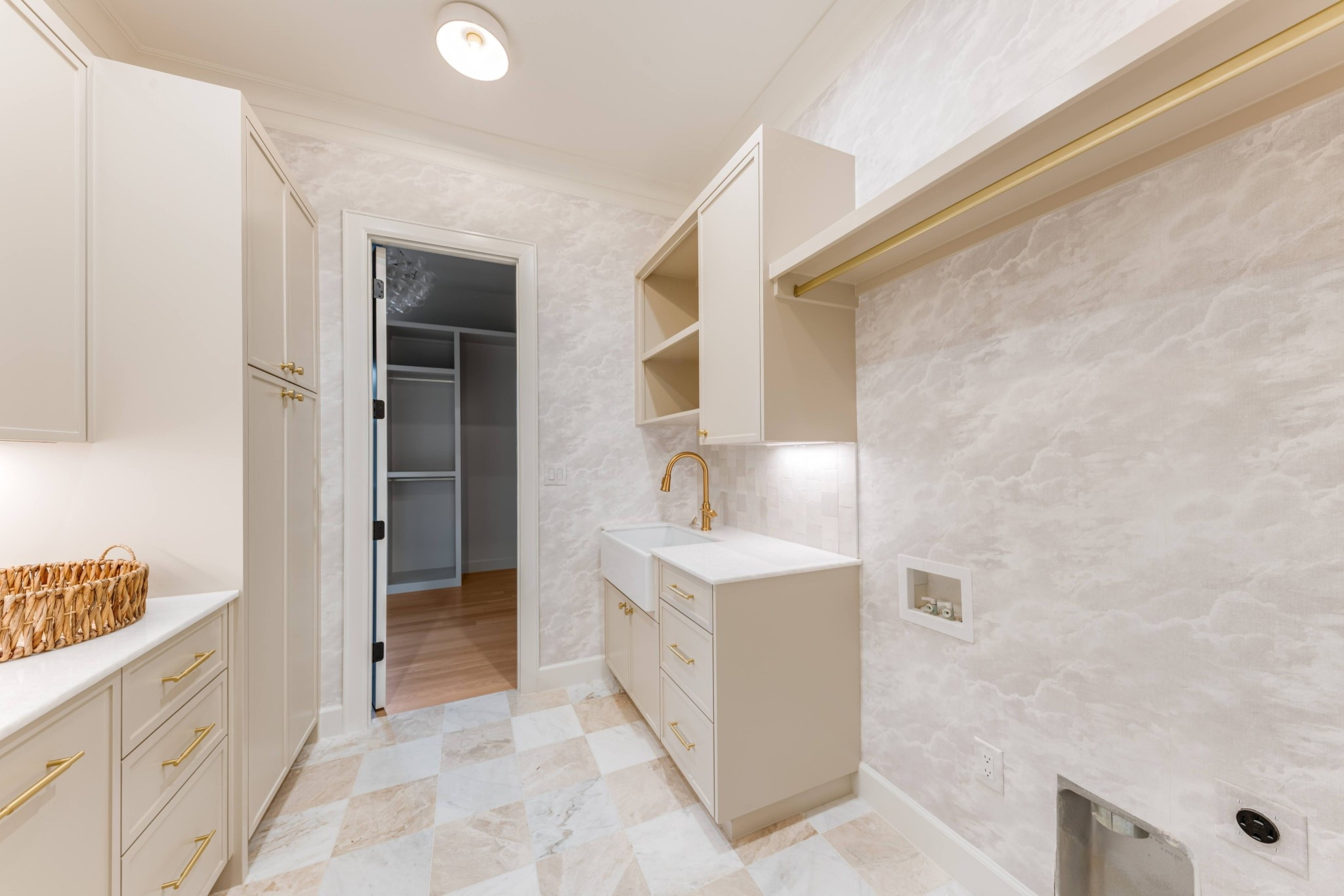 Greenbrier Laundry Room Selections ☁️

#LTKHome #LTKOver40 #LTKStyleTip