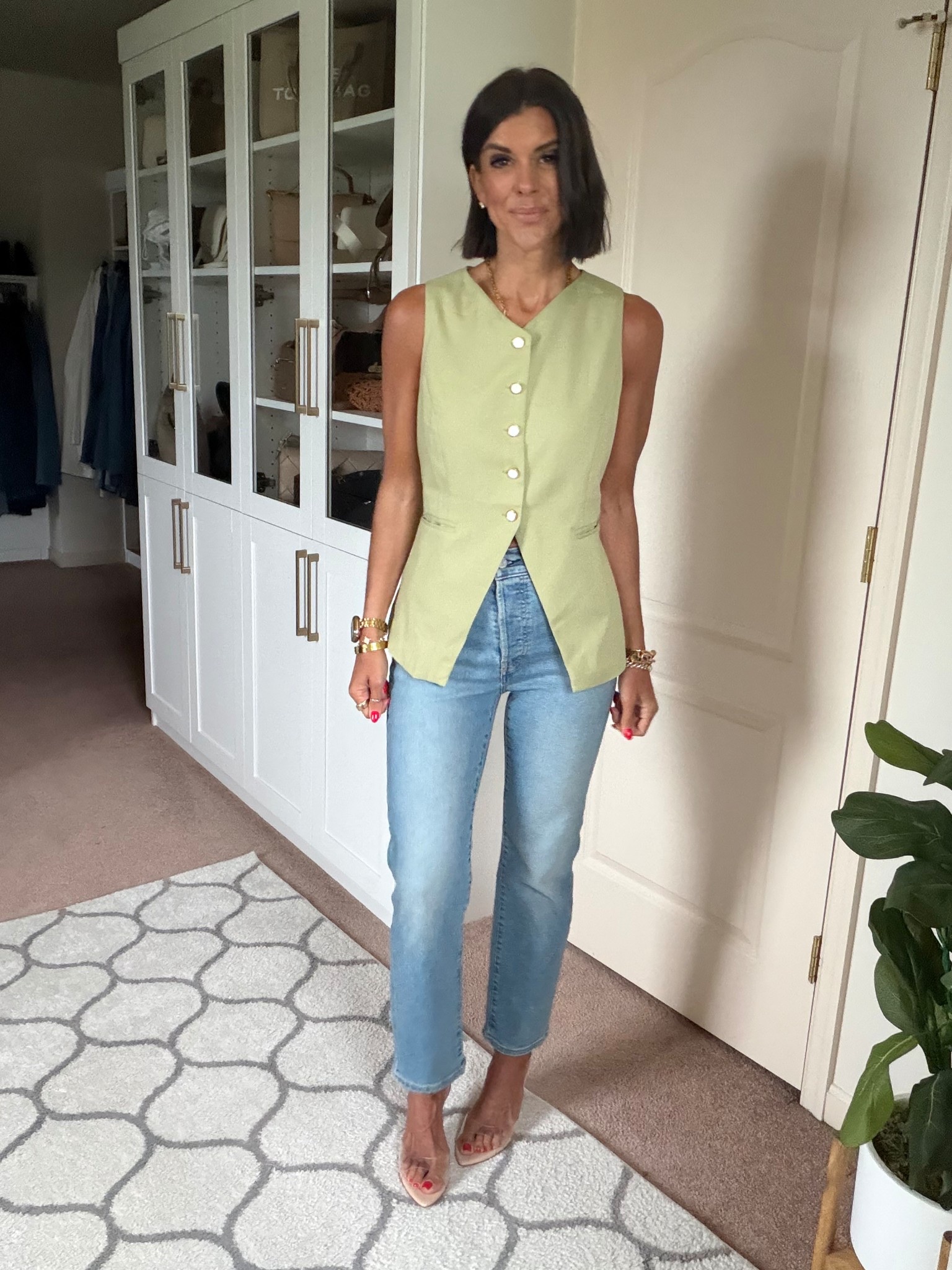 I’m 5’5 and in size small in vest Sized Up one in Levi jeans

#LTKdayinmylife #LTKSeasonal #LTKootd