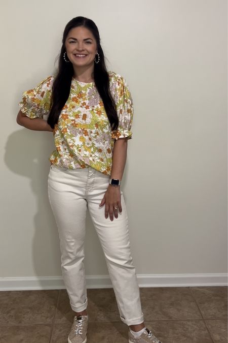 Summer outfit! 

Amazon find 
White jeans 
Floral top
Sneakers 

#LTKSeasonal #LTKstyletip #LTKfindsunder100