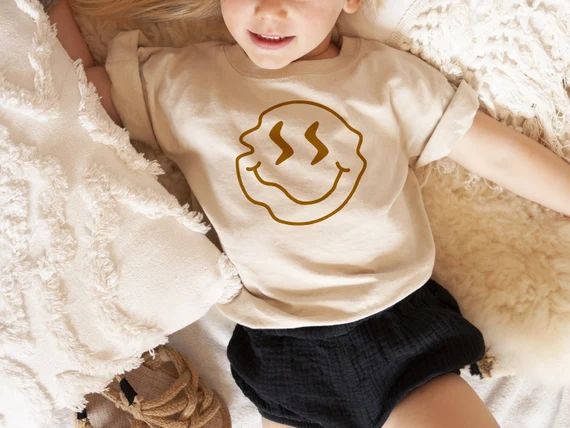 Trippy Smiley Face Kids Shirt | Dazed Retro Smiley Emoji TShirt | 70s Boho Hippie Youth Tee | Gir... | Etsy (US)