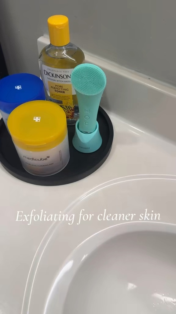 This scrubber is my go to in the mornings to start my skincare routine. My skin feels cleaner and healthier every time. This is a non negotiable step.

#LTKmorningroutine #LTKselfcare #LTKgrwm