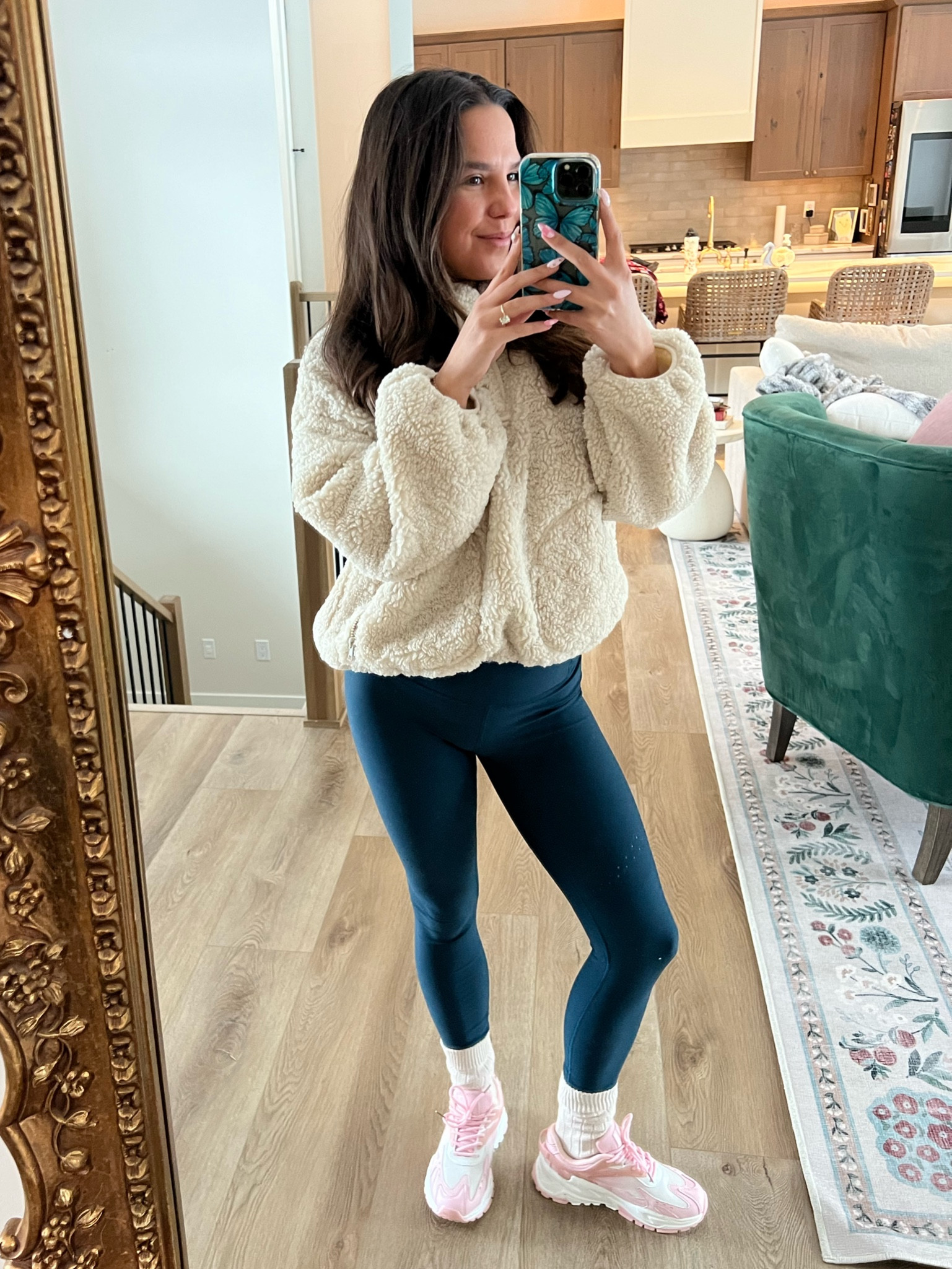 The perfect Sherpa 🧸 I wear it to Pilates - it’s the perfect throw on and go 

#LTKActive #LTKStyleTip #LTKFindsUnder100