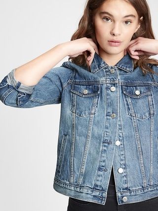Womens / Outerwear & BlazersIcon Denim Jacket With Washwell™ | Gap (US)
