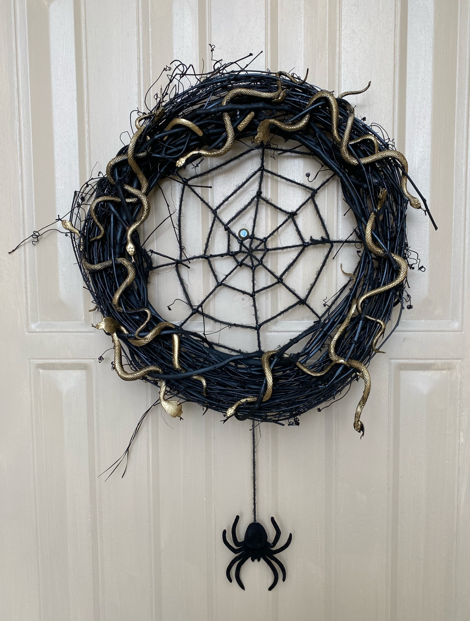 Make this spooky DIY wreath! All the products you need to make this fun Halloween decor. 🎃

#LTKSeasonal #LTKhome #LTKHalloween