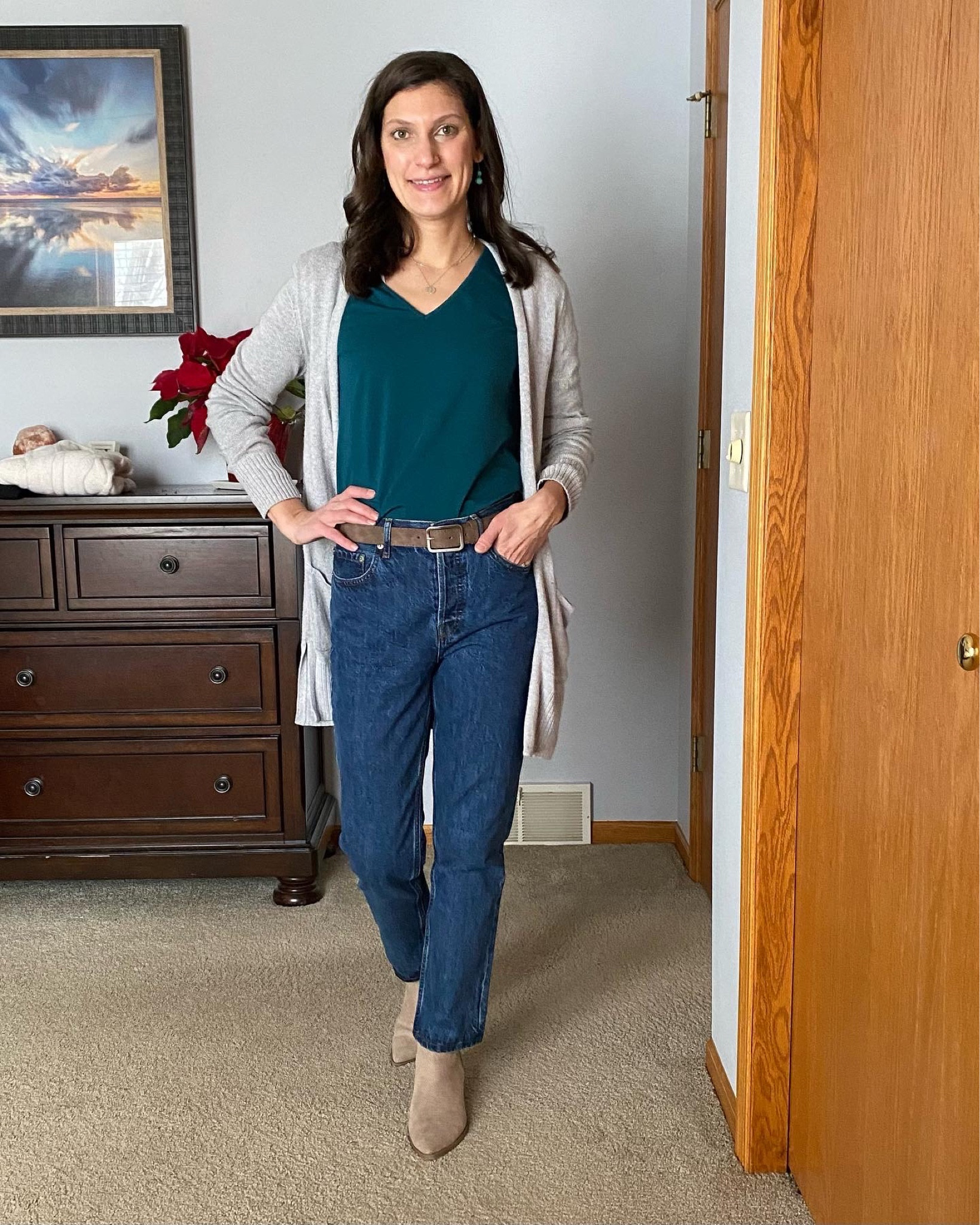 Jeans - wearing 26 my usual size
Long-sleeve top - Elegantees size S
Cardigan size S usual size
Amazon belt smaller size
Nisolo shoes wearing usual size