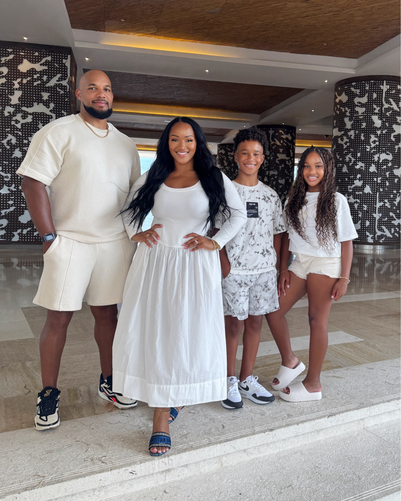 THE perrrfect travel dress! Light and airy but with sleeves so you don’t freeze on the plane, flowy yet shapely and pockets! #travelday #traveloutfit #flowydress #matchingoutfits

#LTKMidsize #LTKTravel #LTKSummerEdit