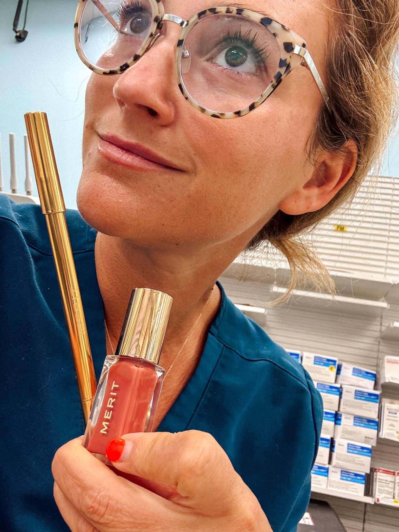 Back at work after vacation and this Merit lip combo is making it a little better ! Also wearing the Uniform tinted mineral sunscreen and flush balm brush in color Beverly Hills! Great easy summer make up!