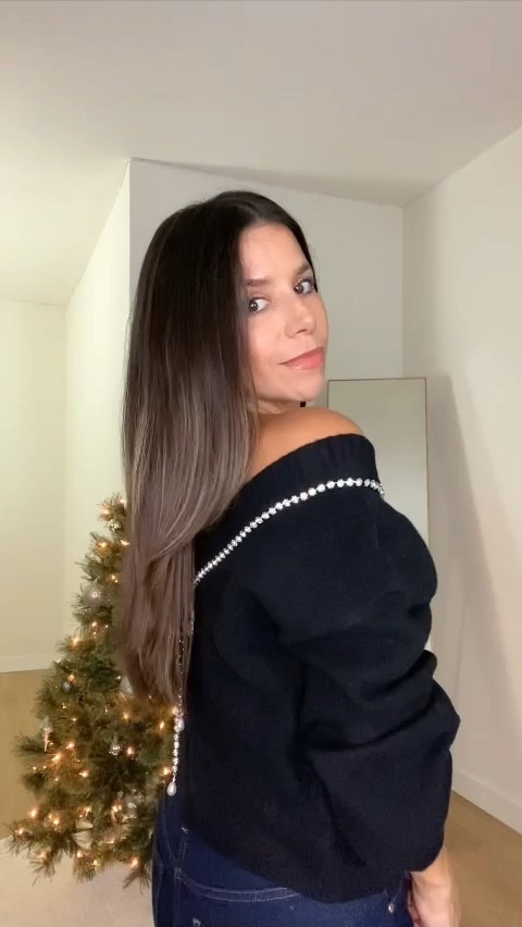 My hair care must-have to keep my hair shiny and smooth and to repair breakage and damage! Using the Ultimate Reset Hair shampoo and conditioner from @shuuemura_artofhair. Shu Uemura is having a huge Friends & Family sale November 15th to November 21st, 20% off everything + free shipping! 
#shuartofhairusa 

#LTKsalealert #LTKbeauty #LTKGiftGuide