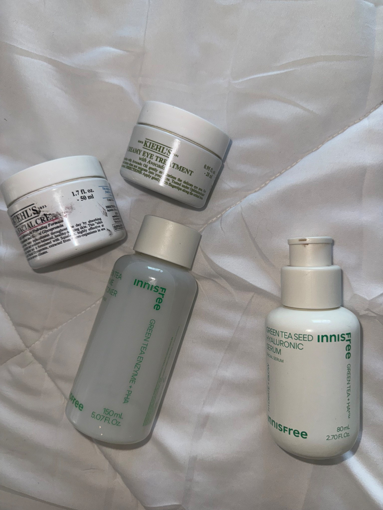 Mi piel es mixta tirando más a seca pero estos productos son para todos los tipos de piel.🧖‍♀️