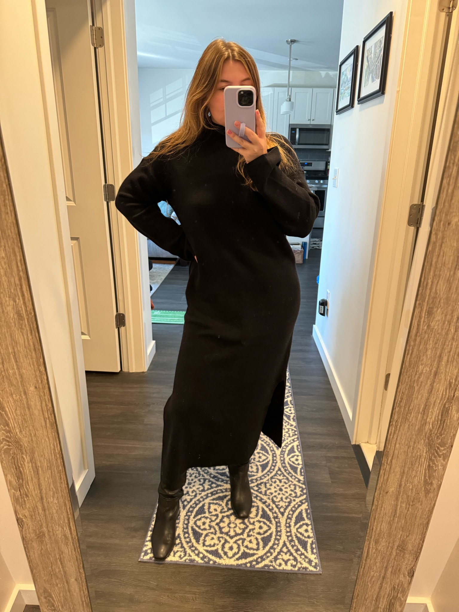Honestly I’ll never say no to a black sweater dress in the fall / winter 

Sized down to a small in this one

Loved the mock neck and the side slits 



#LTKMidsize #LTKStyleTip #LTKHoliday