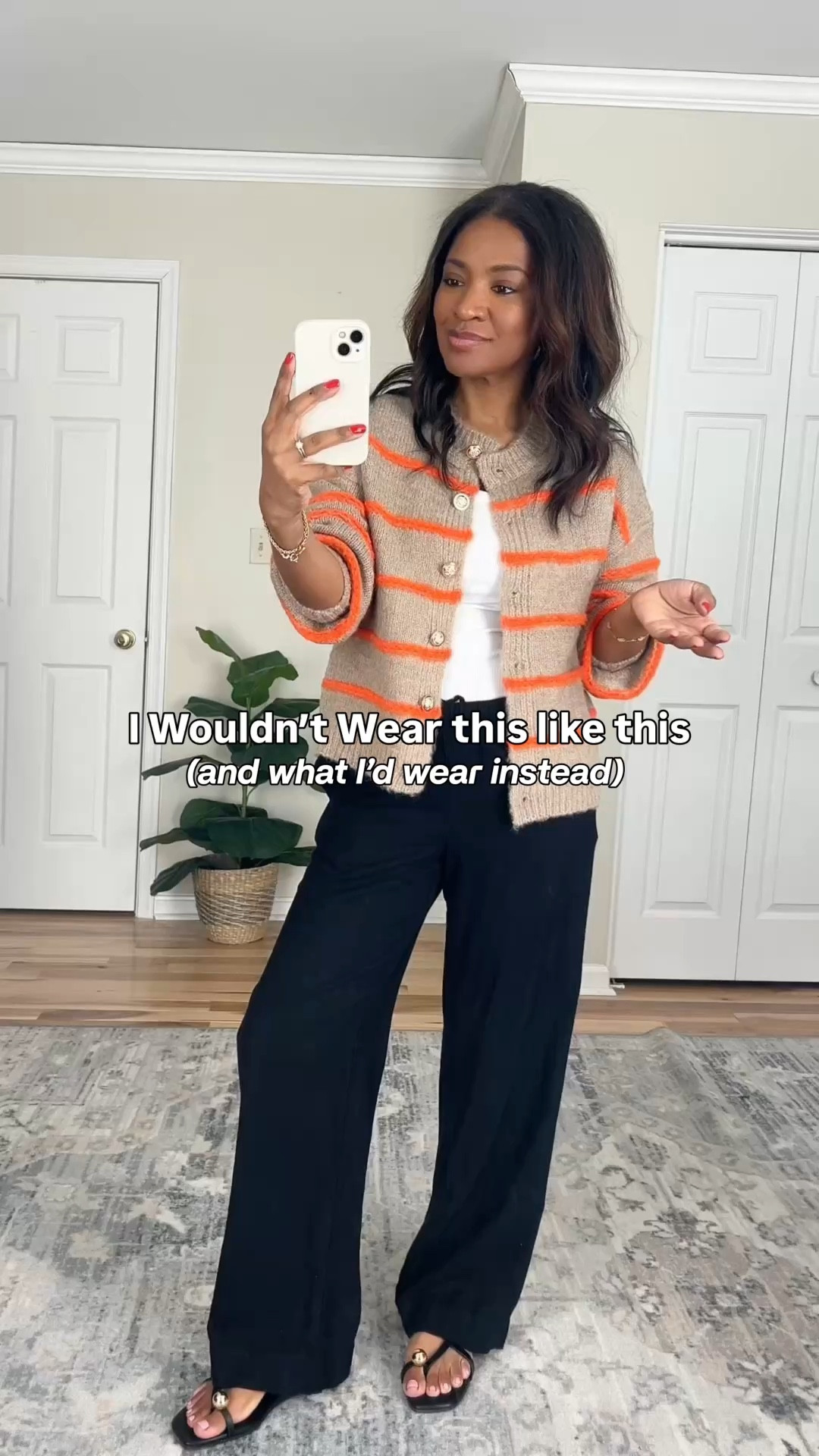 I’m wearing a medium and the striped cardigan. I’m wearing a size 4 in the barrel jeans. I’m wearing a size 27 regular in the white pants. Size up in the tan mules they run small.

