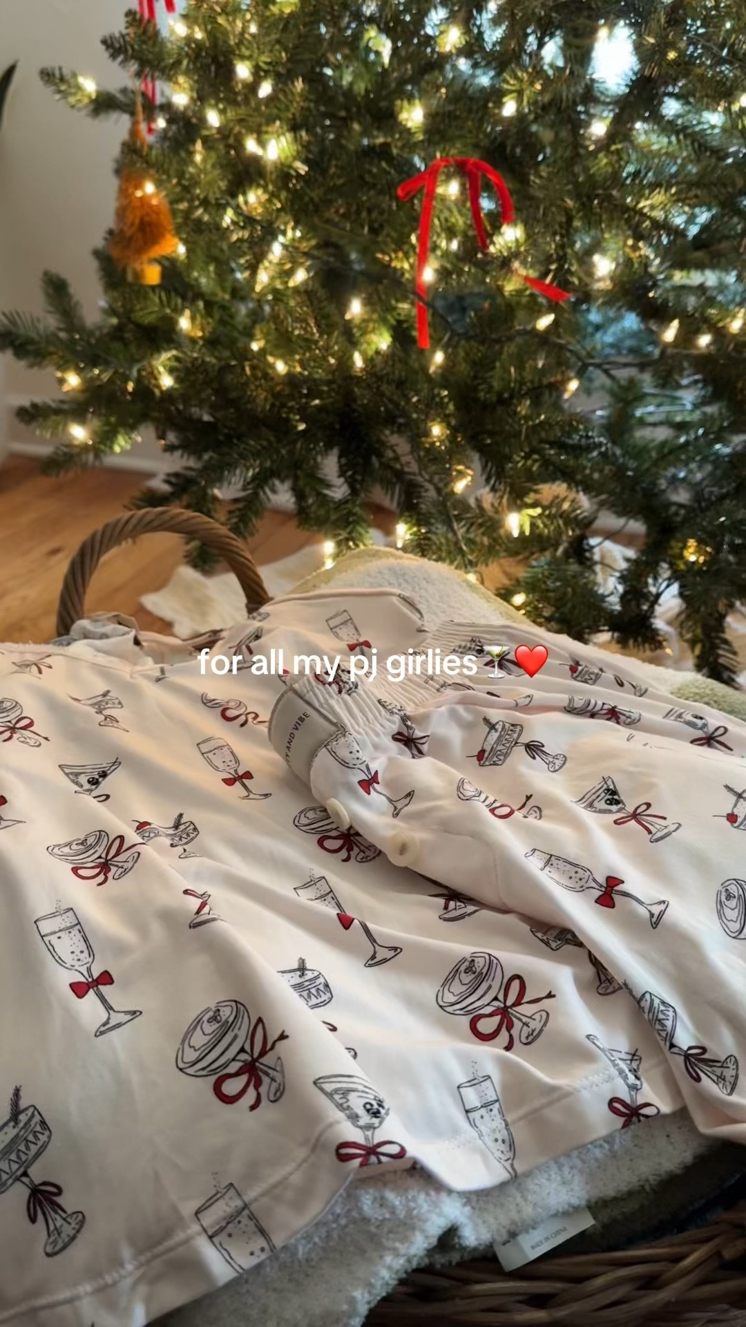 love a good holiday pj set!

#LTKSeasonal #LTKGiftGuide #LTKHoliday
