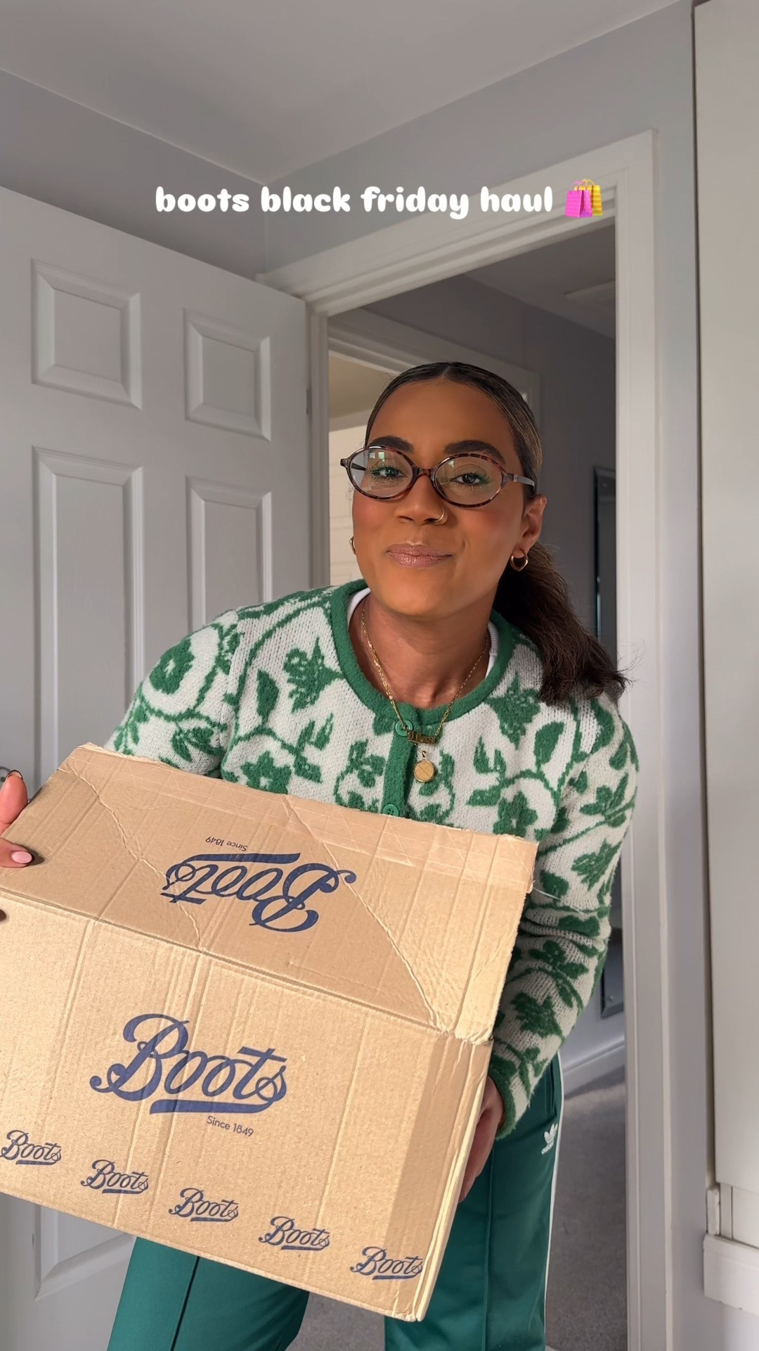 AD @bootsuk Black Friday sale haul 
#bootsuk 

#LTKgiftguide #LTKCyberWeek #LTKsale