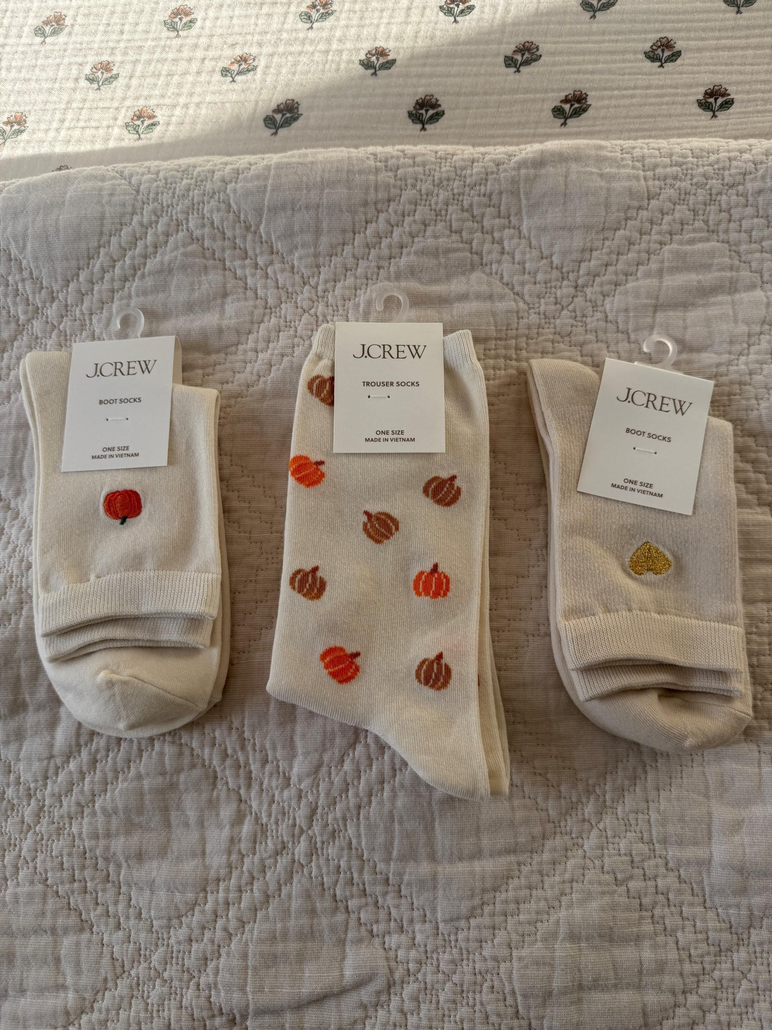 Cute socks from J Crew Factory 

Socks
Fall socks 

#LTKSeasonal #LTKStyleTip