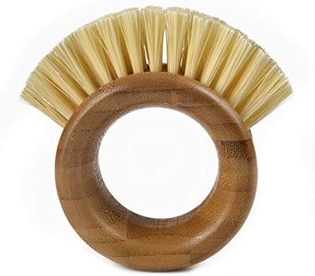 Full Circle The Ring, Fruit and Vegetable Cleaning Brush | Amazon (US)