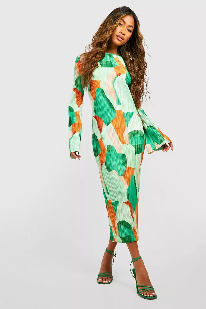 Abstract Printed Plisse Midi Dress | Boohoo.com (US & CA)