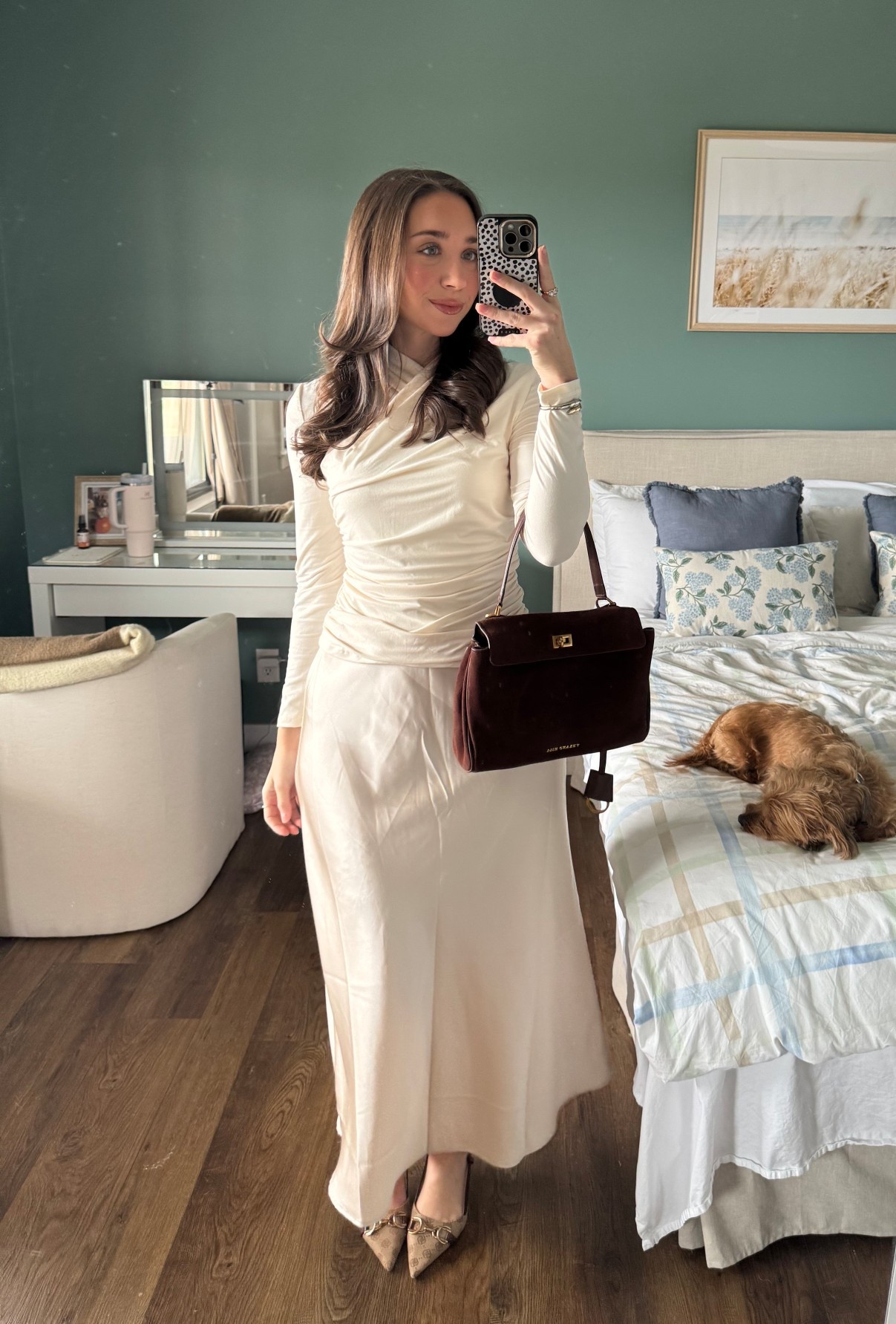 Modest winter outfit 

#LTKHoliday #LTKgrwm #LTKSeasonal