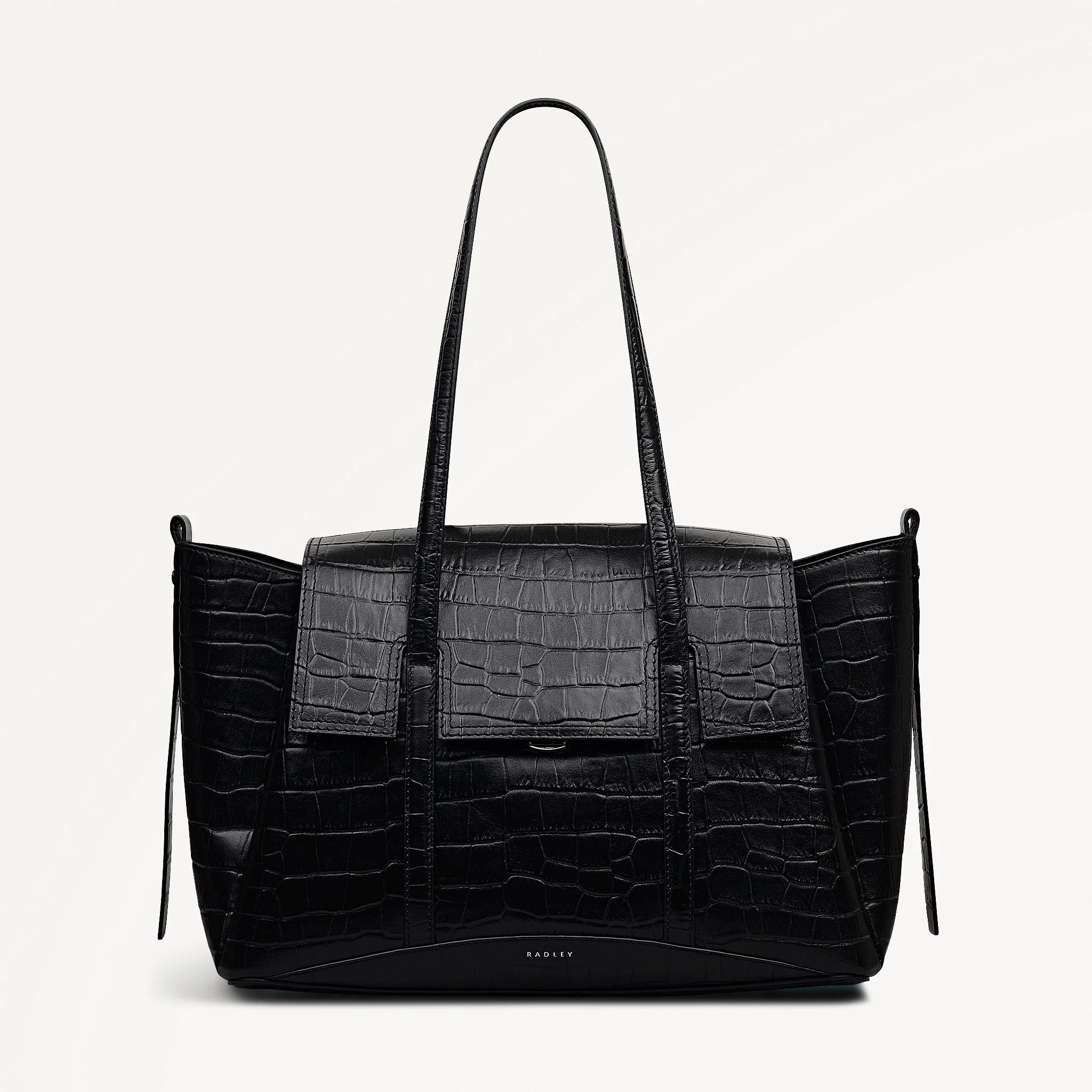 Black Medium Flapover Shoulder Bag | The Chancery AW25 | Radley London | Radley