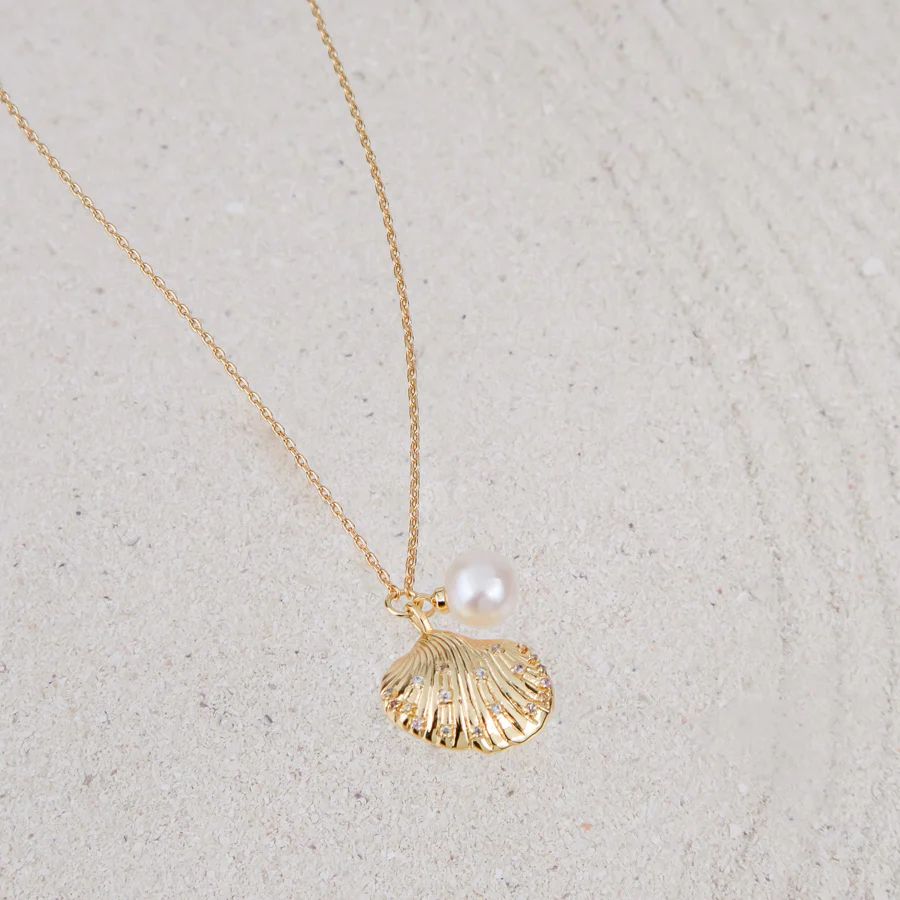 Seashell Gold Necklace | Wanderlust + Co