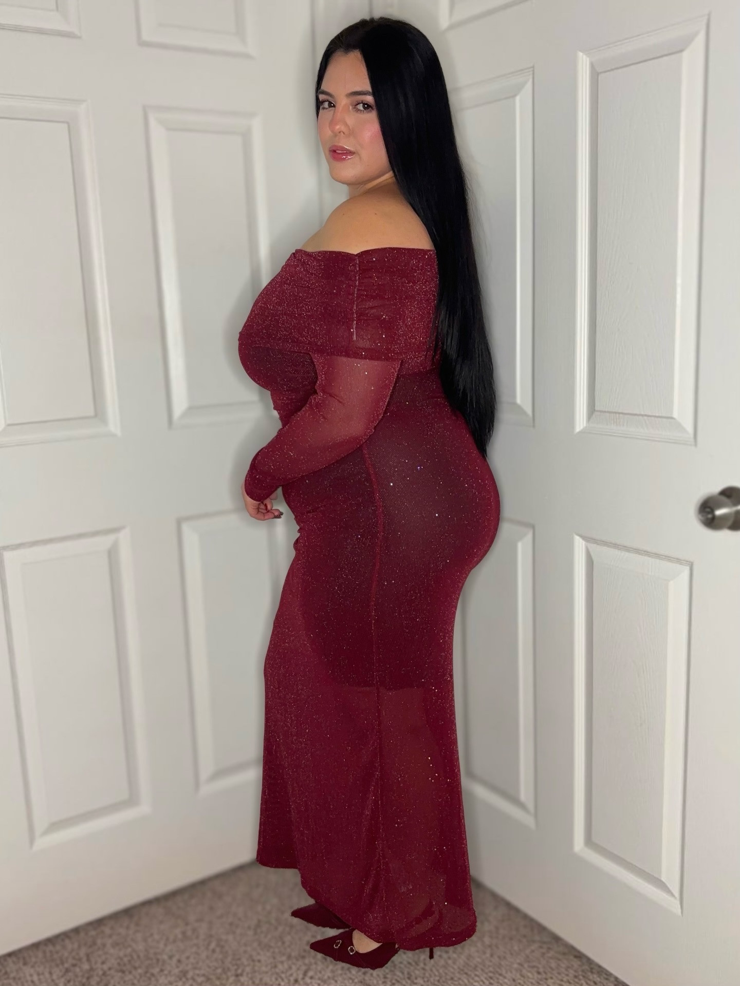 The only thing shining brighter than the tree is this outfit. 🌟🎄🎅🏻✨

Follow me on my LTK and shop this look link in bio 🔗

 
#fyp #fypviralシ゚ #latina #reels #reelsviralvideo❤️❤️❤️❤️ #reelsfashion #grwmreels #CurvyAndConfident #PlusSizeBaddie  #bodyonfleek 
#curvyfashion #curvyfashion #curvygirl #pantyhose #christmas #christmasoutfits #christmaslook #plussizefashion#holidaylooks #holidays #curvyfashion