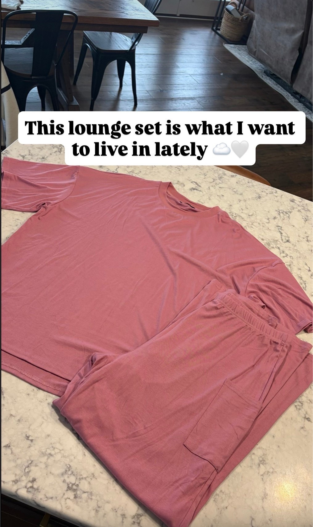 This lounge set is what I want to live in lately ☁️🤍 The dusty rose color is SO pretty, and the best part? It’s on SALE right now ✨

#LTKmomlife #LTKfitnessgoals #LTKootd