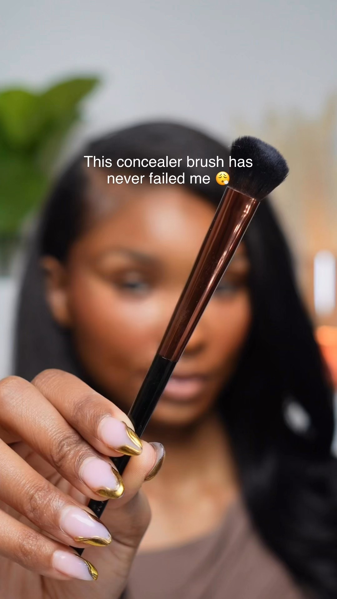 Why is no one talking about how good this brush is? Underrated AF 😩

#LTKFindsUnder100 #LTKU #LTKBeauty
