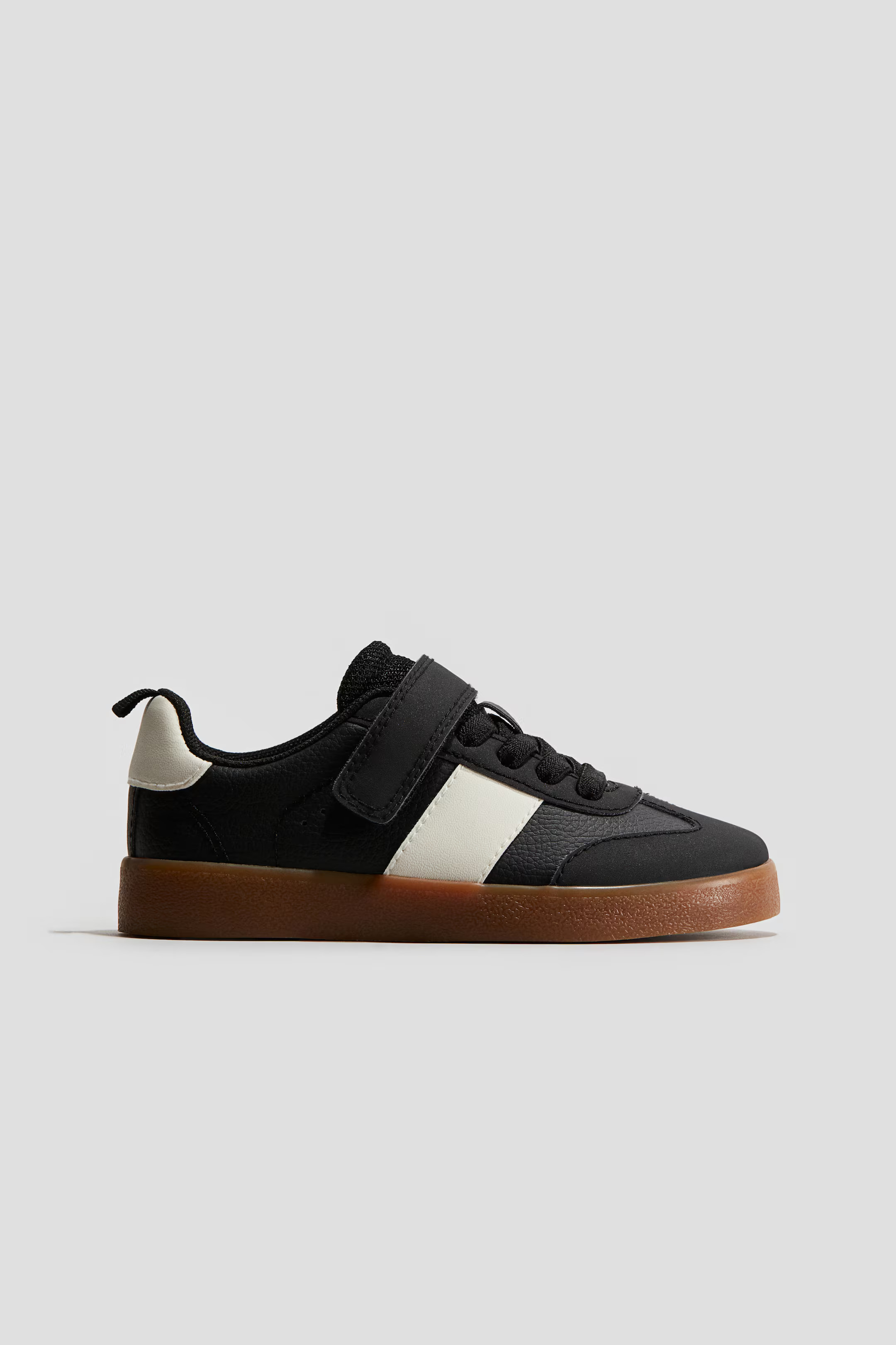 Sneakers | H&M (US + CA)