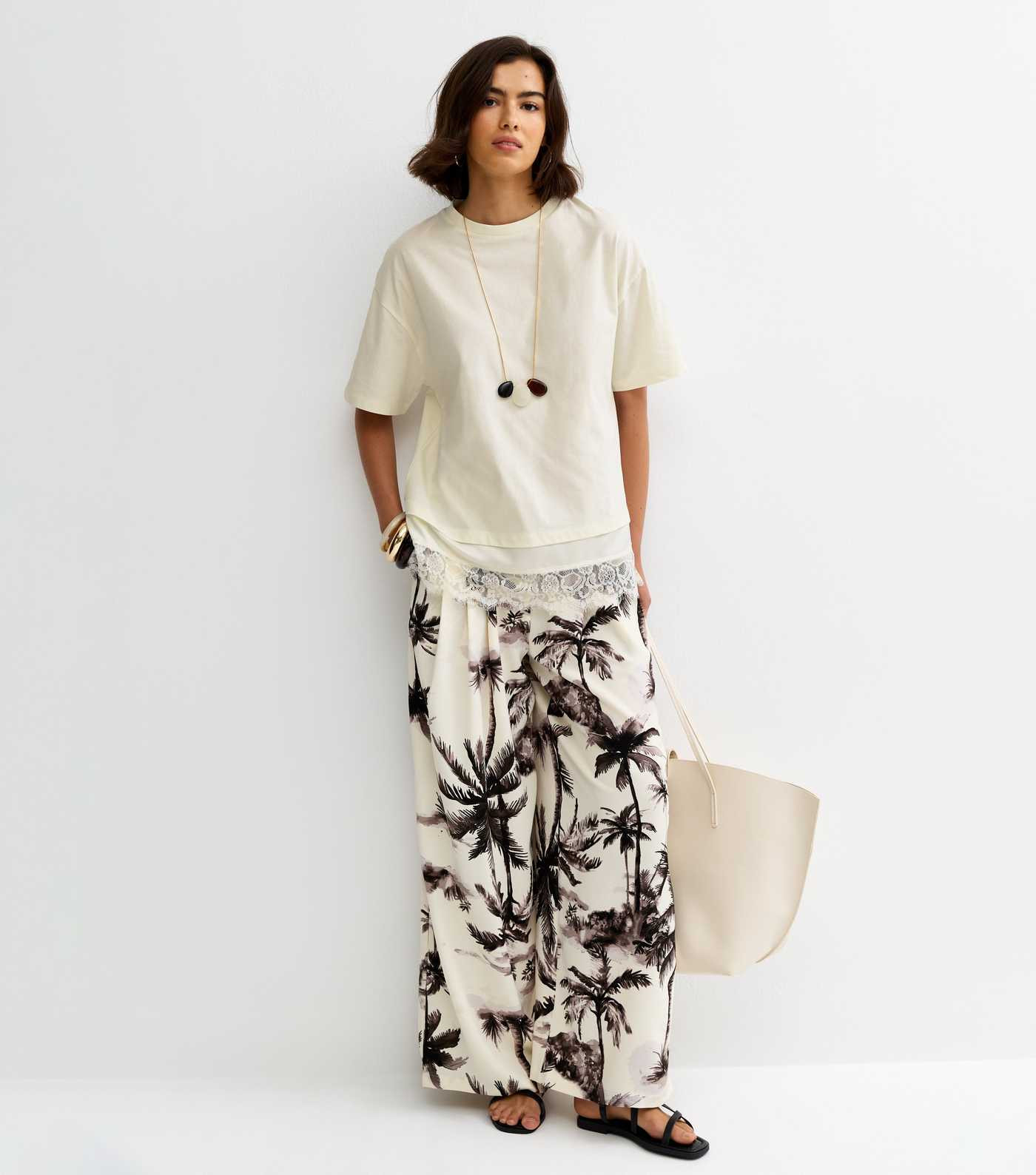Off White Satin Lace Hem Oversized T-Shirt | New Look | New Look (UK)