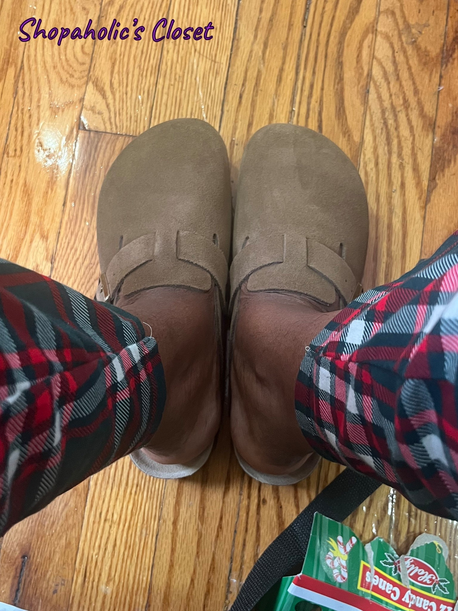 I’ve had my eye on these for months and then they were under the tree.

Shop the Quince one day sale now.

#shopdeescloset #shopaholicscloset #ltkshoelove

#LTKHoliday #LTKMidsize #LTKGiftGuide