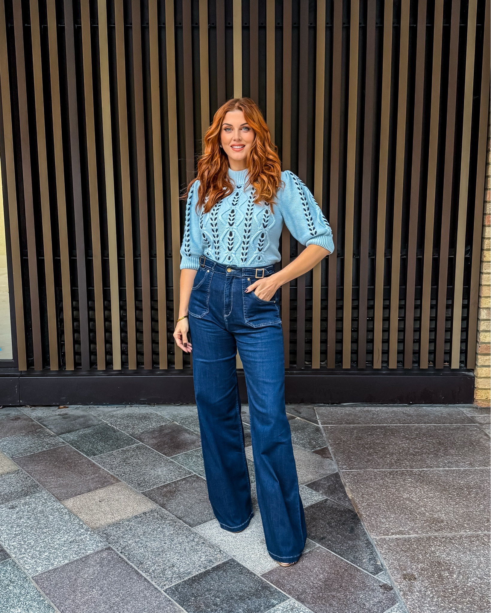 Keeping it casual for This Morning today! I love this light blue knit from rails! These jeans are also the best, they’re from Donna Ida! Definitely an investment but I wear them literally ALL THE TIME!

The gold strappy heels are from Daniel Footwear! 