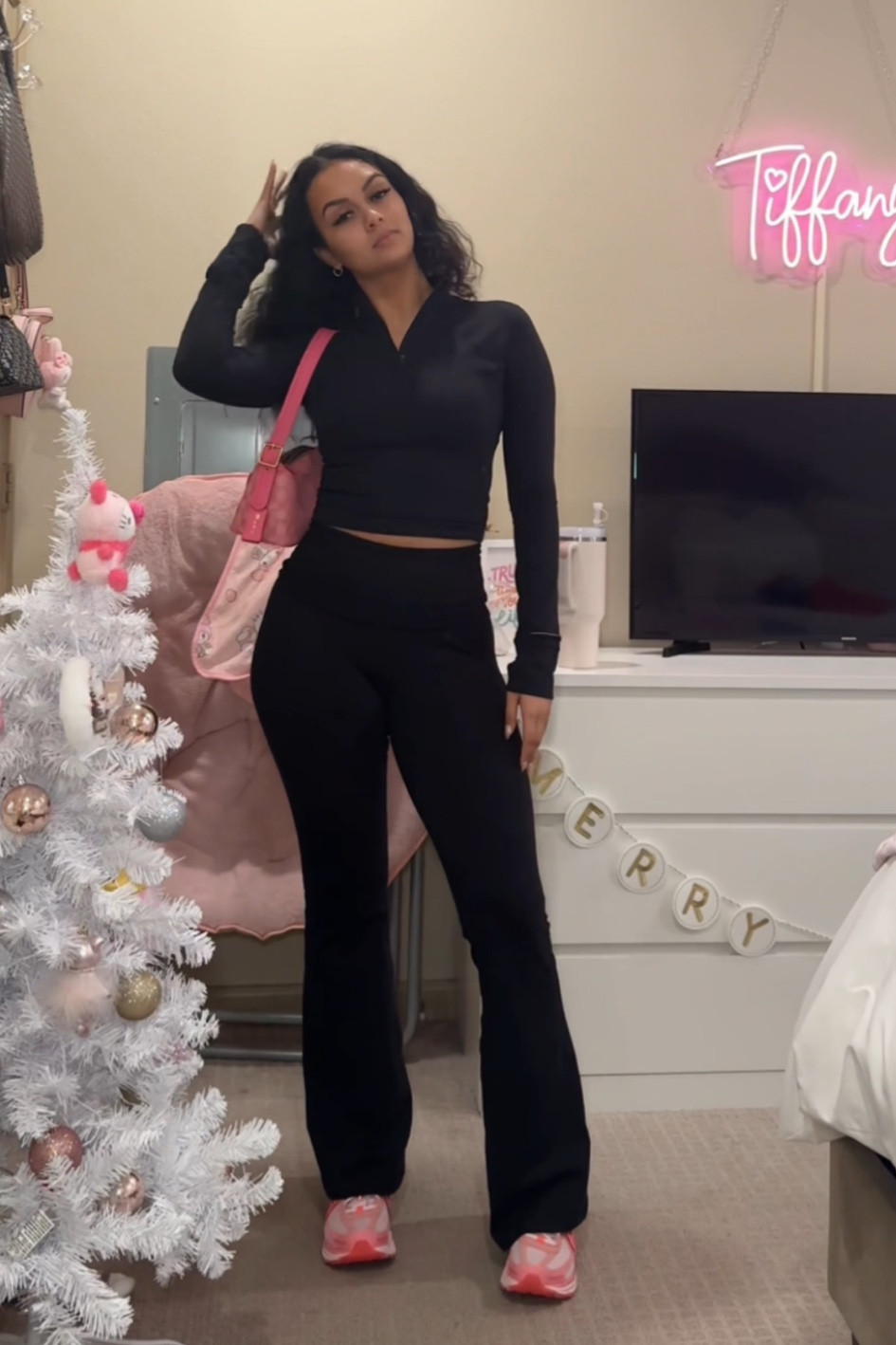 COZY FIT 5
BAG COLOR: petal pink

#LTKfitness #LTKMostLoved #LTKSeasonal