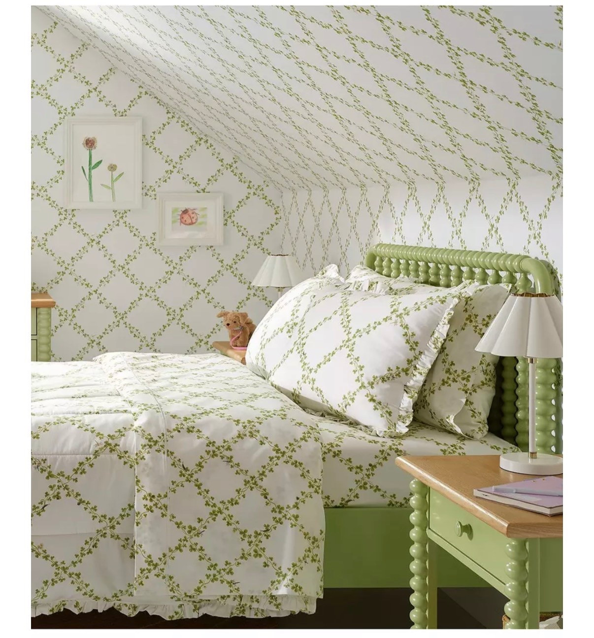 New Serena and lily kids collection bobbin furniture  green 

#LTKHome #LTKKids #LTKmomlife