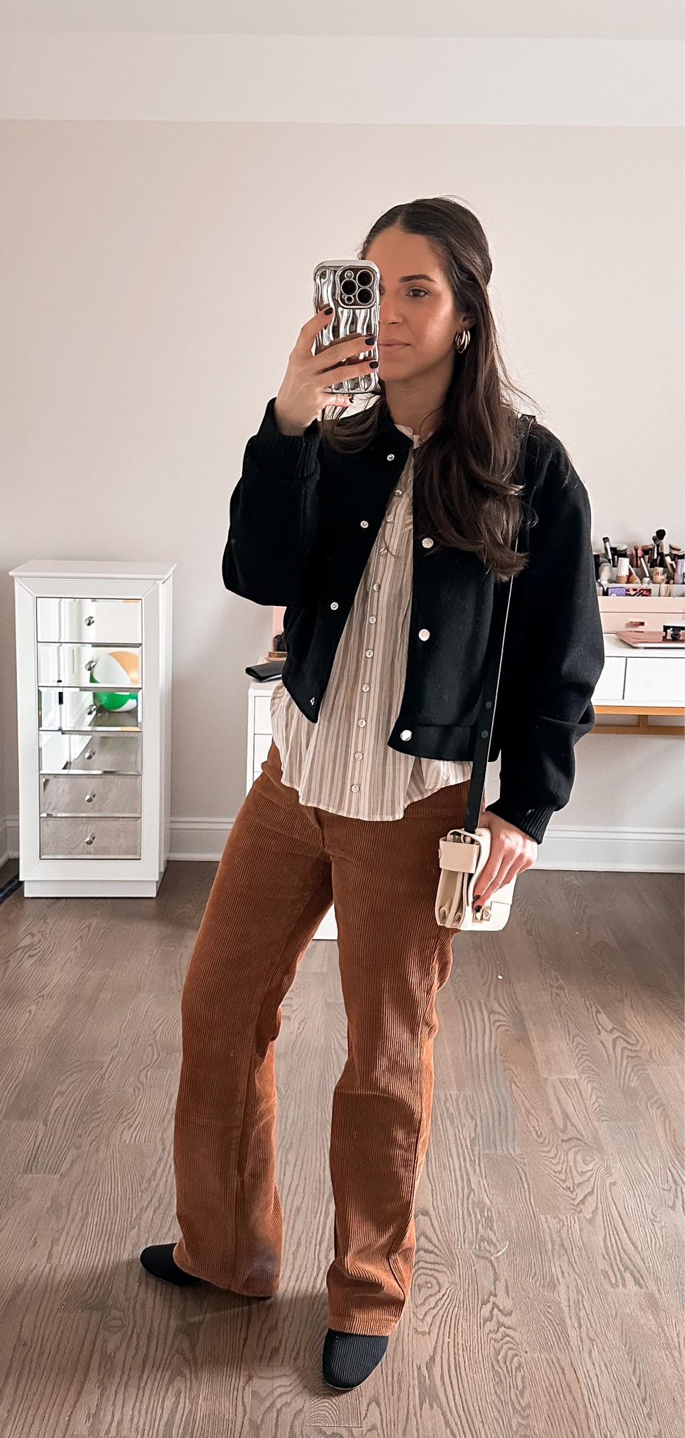 Monster Jam OOTD

Felt Bomber: Zara (linked similar)
Striped Blouse & Corduroy Pants: Mango
Black Sock Booties: Amazon
Earrings: Target
Crossbody Bag: AllSaints (linking similar)

#LTKfindsunder100 #LTKshoecrush

#LTKfindsunder50 #LTKsalealert #LTKSeasonal