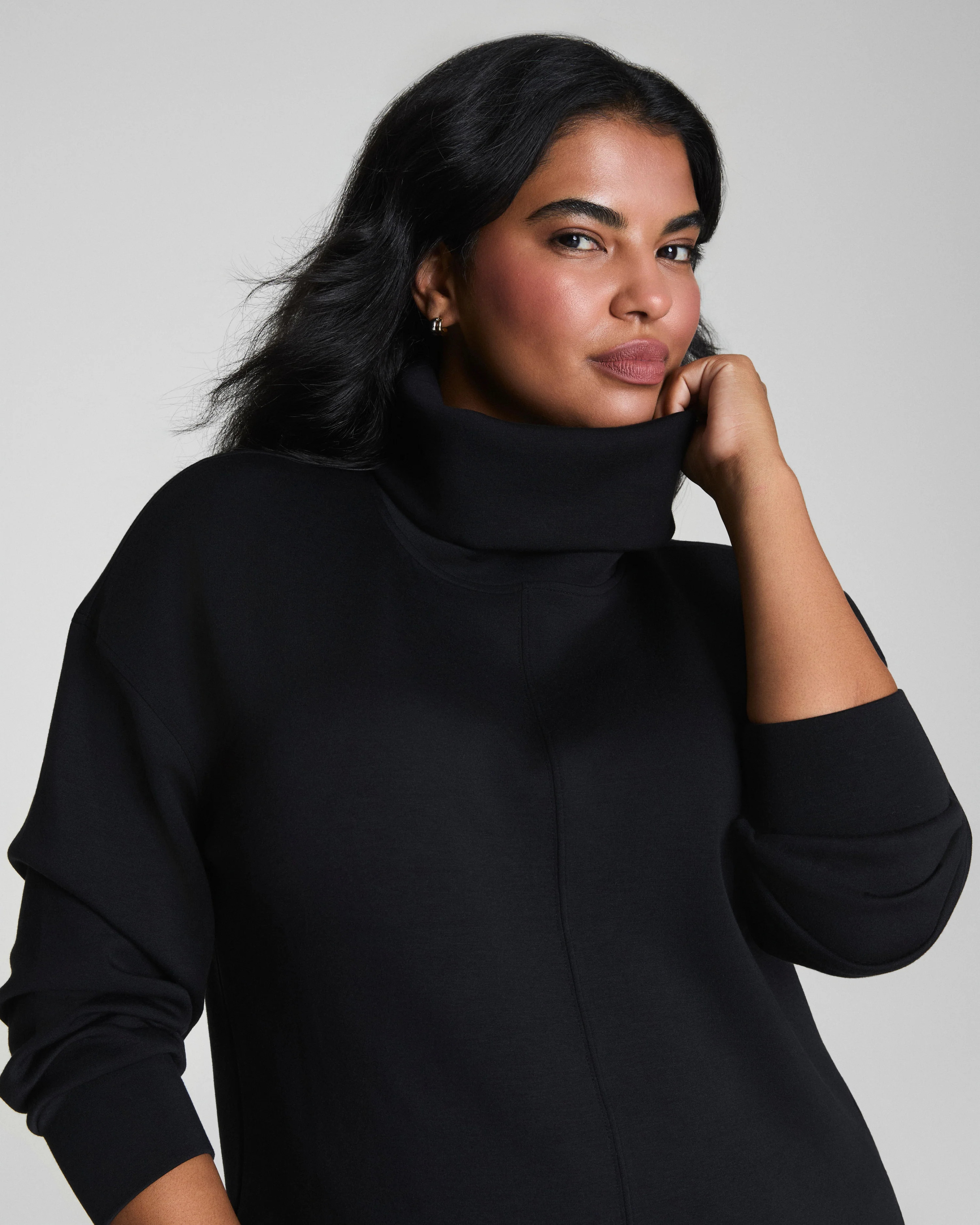 AirEssentials Turtleneck Tunic – Soft, Lightweight & Cozy Fit | SPANX | Spanx