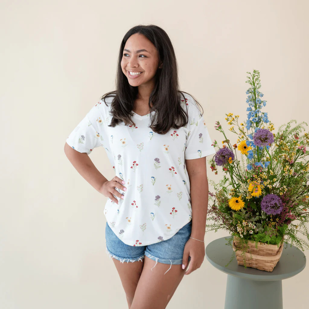 Women’s Relaxed Fit V-Neck in Wildflower | Kyte Baby