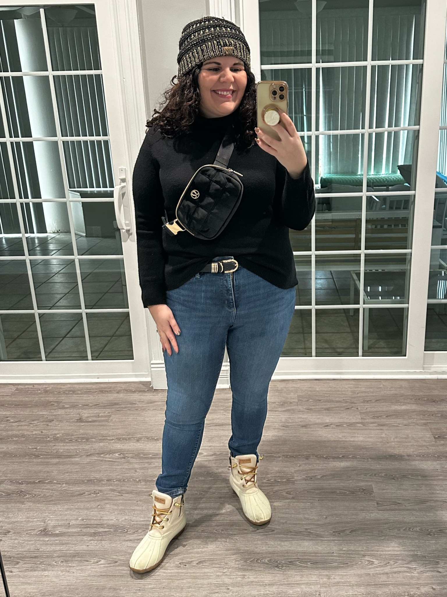 Heading somewhere you’d never expect me to go, today! Any ideas? I definitely needed to dress warm and I’m so excited to wear my new LuLuLemon bag from Taylor! It’s on huge sale right now, less than $38! And this beautiful cashmere turtleneck was Taylor’s moms; I included the original from Neimen Marcus and also a more affordable dupe! 

#LTKmidsize #LTKsalealert #LTKGiftGuide