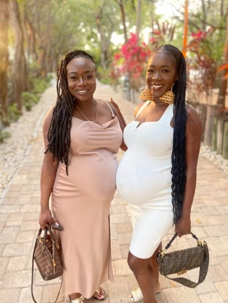 Bodycon dress and my baby bomb

Baby Bump | Pregnancy Fashion | Girls Trip | Maternity Fashion | Bodycon

Glad you're here! Click below to shop and follow me @Rie_Defined for more great finds!
A great day ahead, beautiful people. xo
@liketoknow.it

#LTKFindsUnder50 #LTKBump #LTKStyleTip