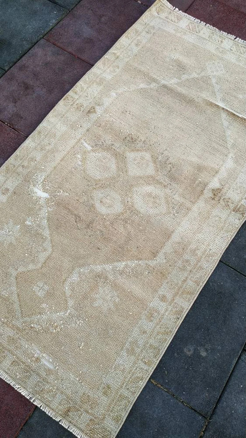 4 ft 8 in x 2 ft 5 in Qushak Rug Turkish Rug Vintage Rug Hand Made Rug White Rug Anatolian rug Pa... | Etsy (US)