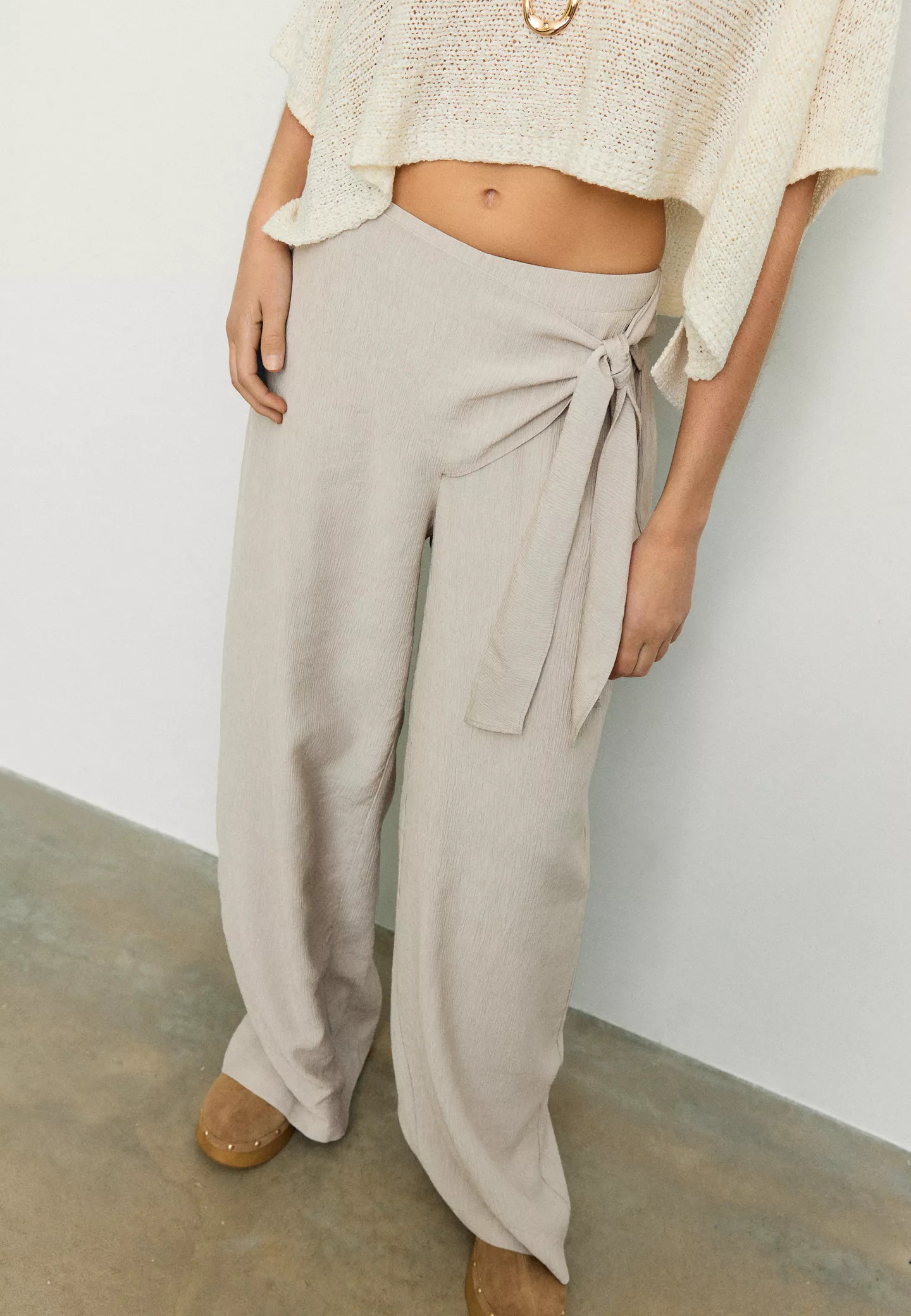 Flowing sarong trousers - Women's fashion | Stradivarius United Kingdom | Stradivarius (UK)
