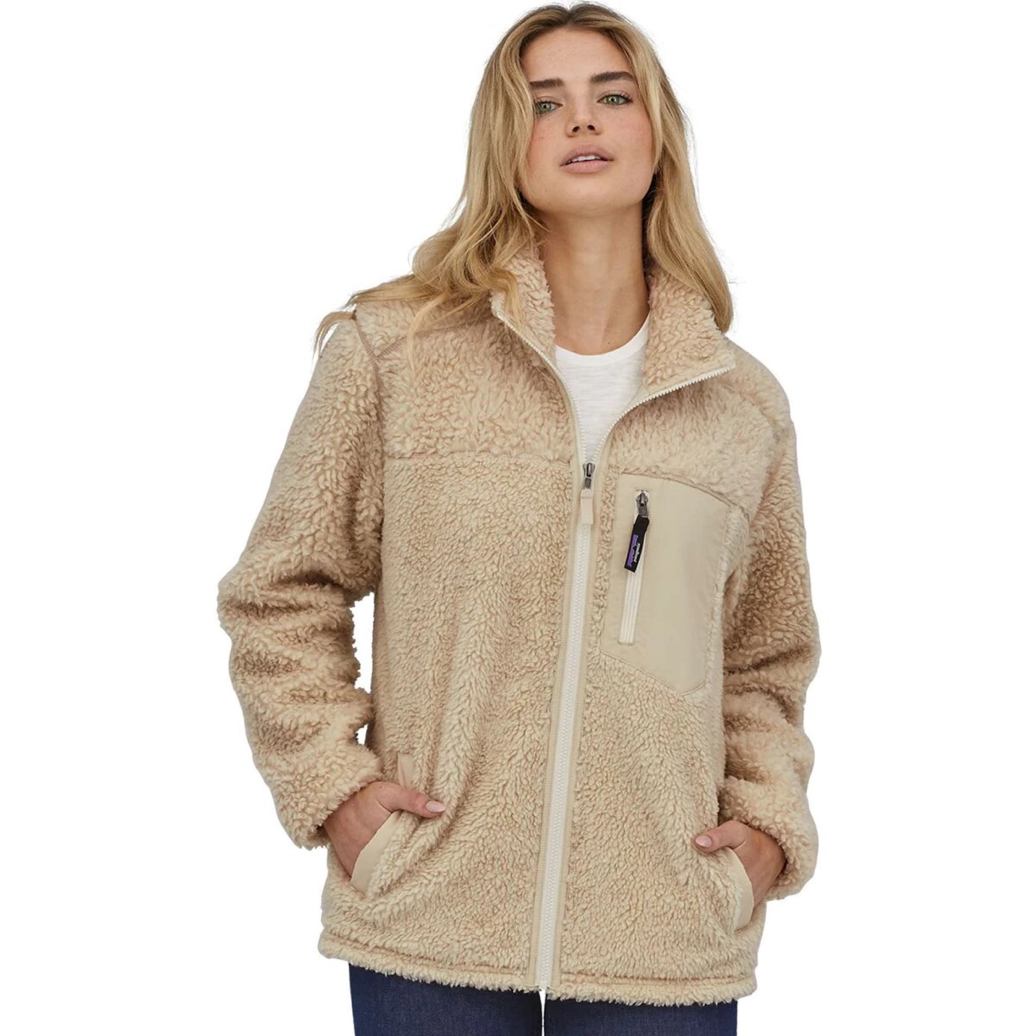 The famous retro Patagonia jacket is 40% off tonight! 🙌🏻 

#LTKsalealert