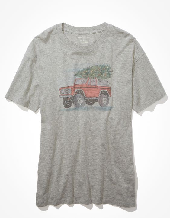 AE Oversized Holiday Graphic T-Shirt | American Eagle Outfitters (US & CA)