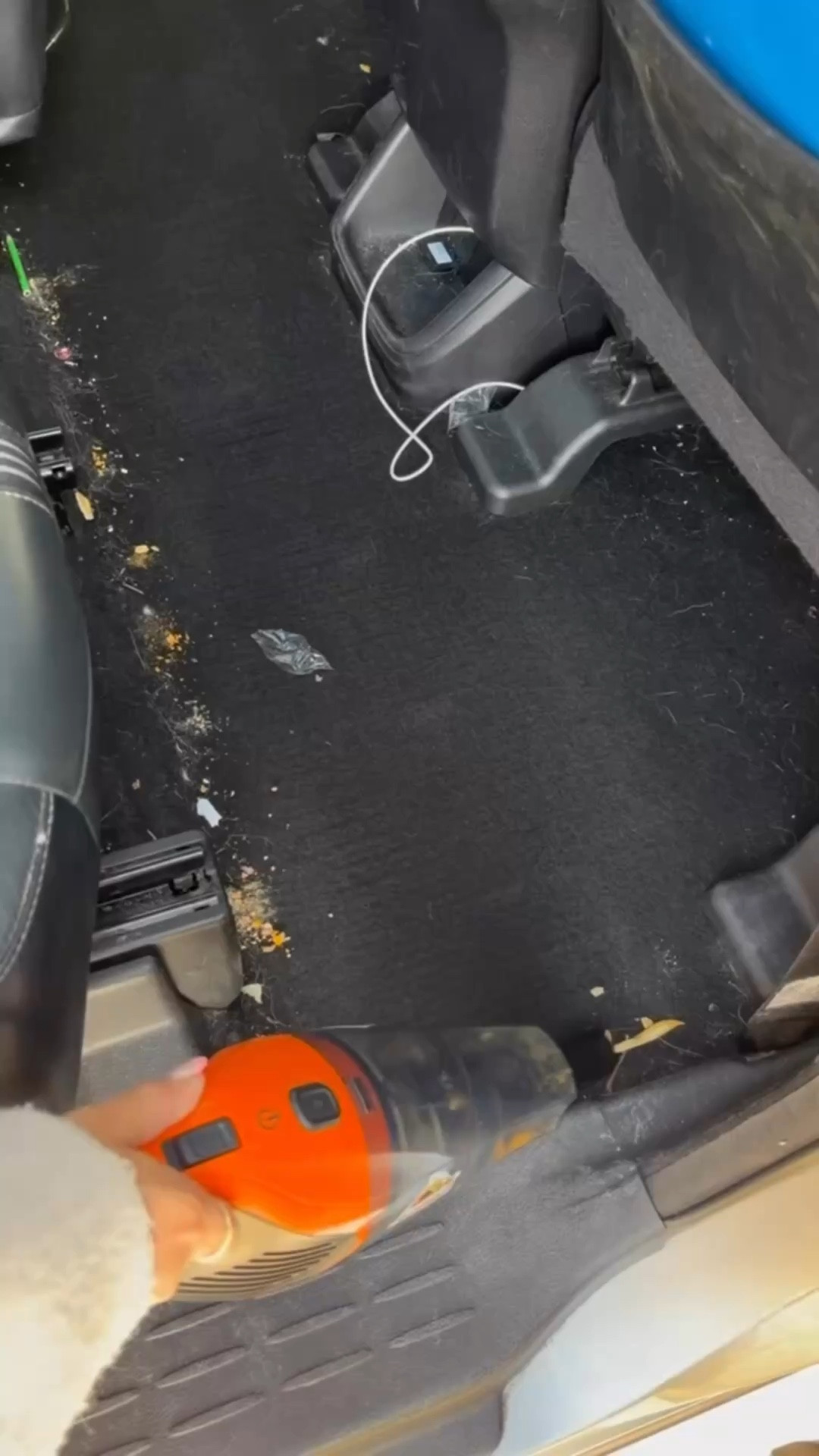 If you’re a mom you need this portable car vacuum. It has great suction & makes cleaning up the car super easy. 



#LTKmomlife