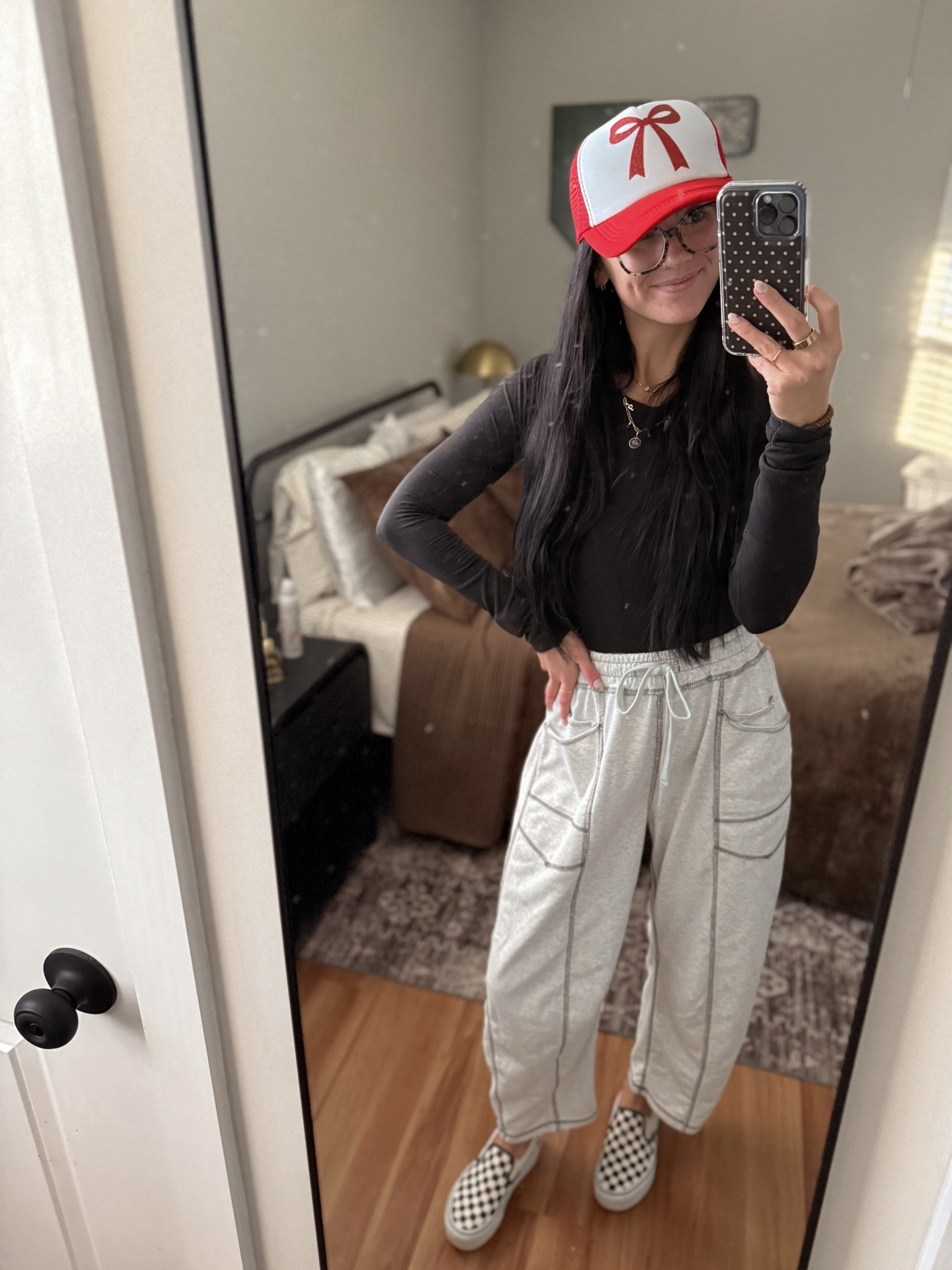 running errands cute and cozy mom style! These barrel sweat pants are super cute and cozy! They are an oversized fit. Wearing an XS  

#LTKootd #LTKFindsUnder50 #LTKmomlife