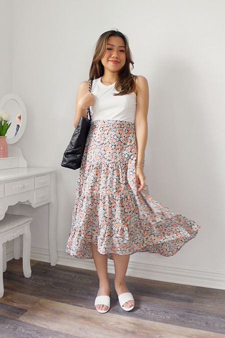 Style the bump with everything from Amazon ❤️ 

Pregnancy outfits pregnancy outfit pregnancy fashion bump style bump friendly floral midi skirt white tank top sunglasses spring outfit spring look summer look summer outfit petite dress petite blogger petite outfit



#LTKunder50 #LTKbump #LTKsalealert