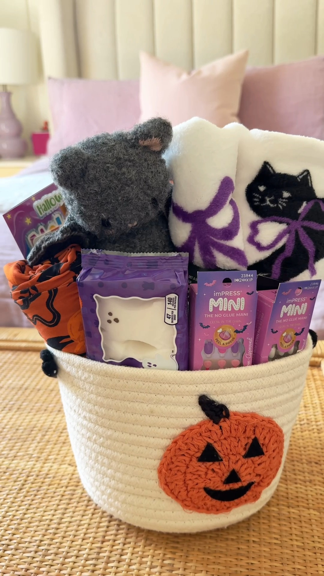 Eliza’s boo basket — sweet Halloween goodie basket for the season for a 7 year old girl — is officially ready! Spoiler- it was a hit!

#LTKmomlife #LTKSeasonal #LTKKids