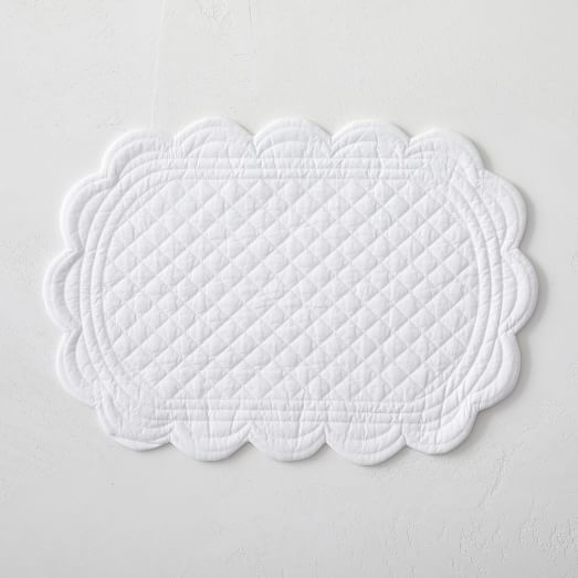 Heather Taylor Home Scalloped Placemats (Set of 2) | West Elm (US)