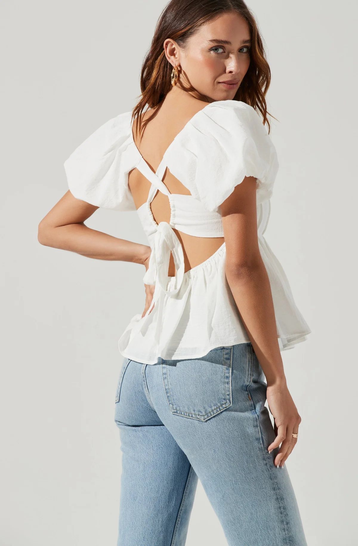 Pleated Back Cutout Bubble Sleeve Top | ASTR The Label (US)