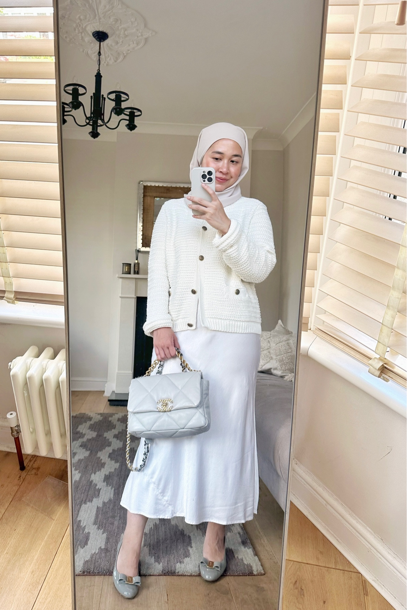 White and pastel grey 😘

#LTKSeasonal #LTKeurope #LTKAsia