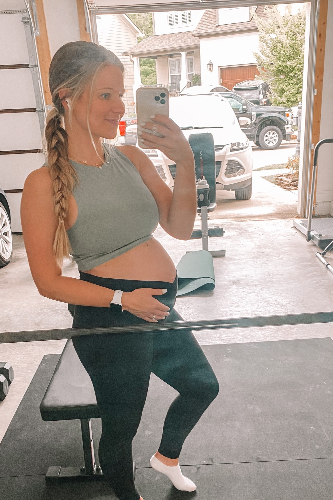 Bump friendly activewear | had prepregnancy | size small top and bottom 

#LTKbump #LTKunder50 #LTKFitness